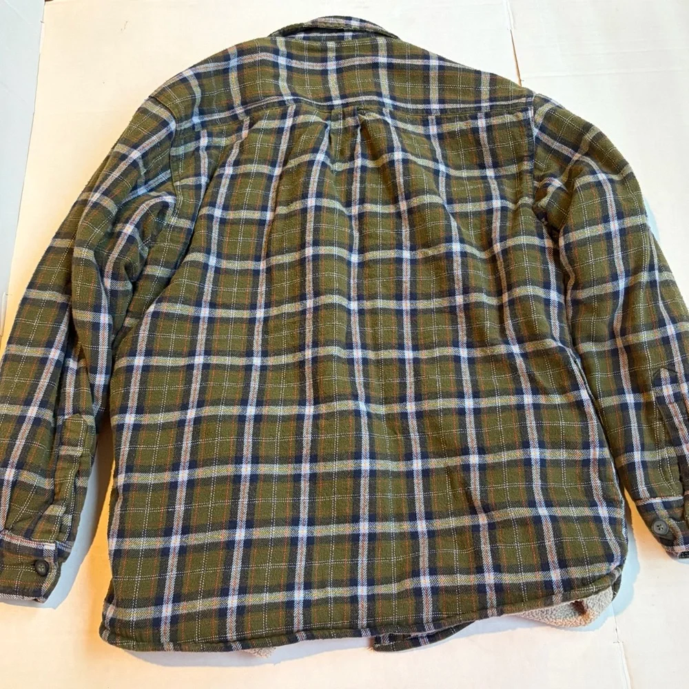Levi's Olive Plaid Sherpa-Lined Button-Down Shirt - Picture 2 of 5